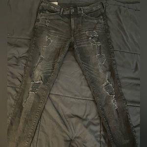 H&M distressed jeans